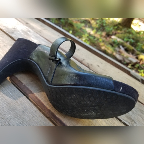 Size 10 High Heel Sandle Shoes Black Tsubo & White Clark's Artisan Collection - Picture 3 of 15